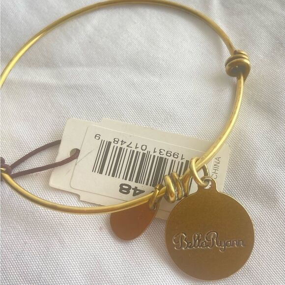 NWT BellaRyann cut style lovers bangle gold color - Picture 5 of 5